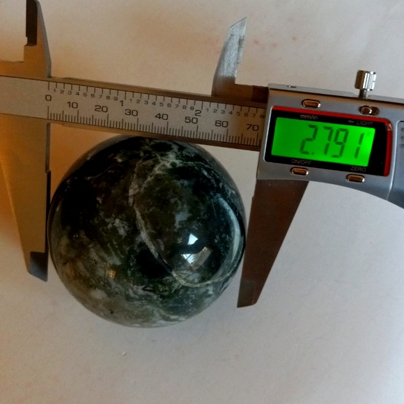 Beautiful Moss Agate Crystal Sphere. - Picture 9 of 9